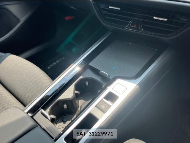VolksWagen PASSAT 2025-03 8327836-14
