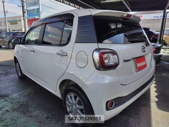 Toyota PASSO 2017-07 8330214-6