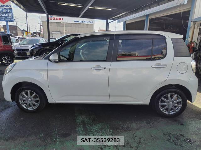 Toyota PASSO 2017-07 8330214-7