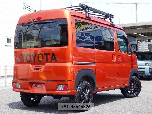 Toyota PIXIS VAN 2023-03 8329227-2