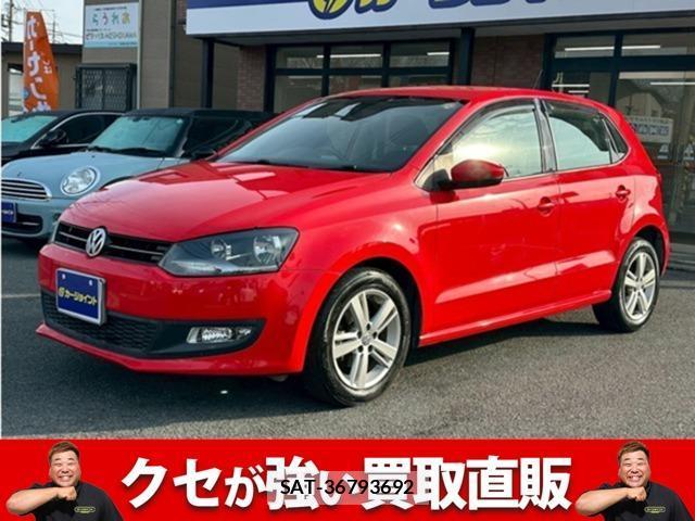 VolksWagen POLO 2014-06 8328753-0