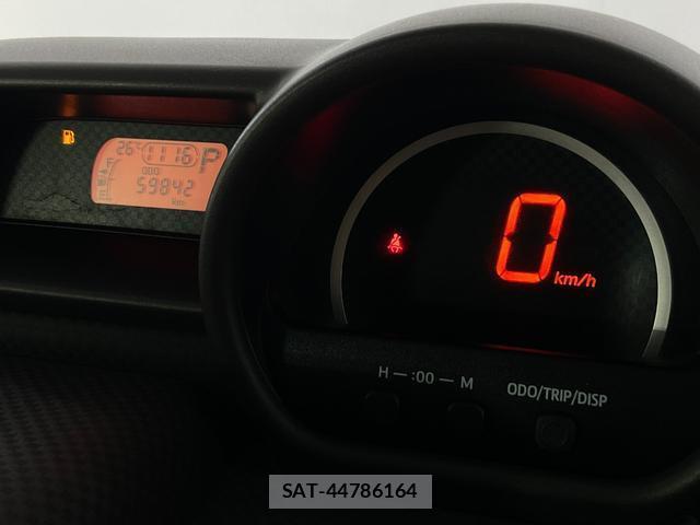 Toyota PORTE 2018-04 8329211-11