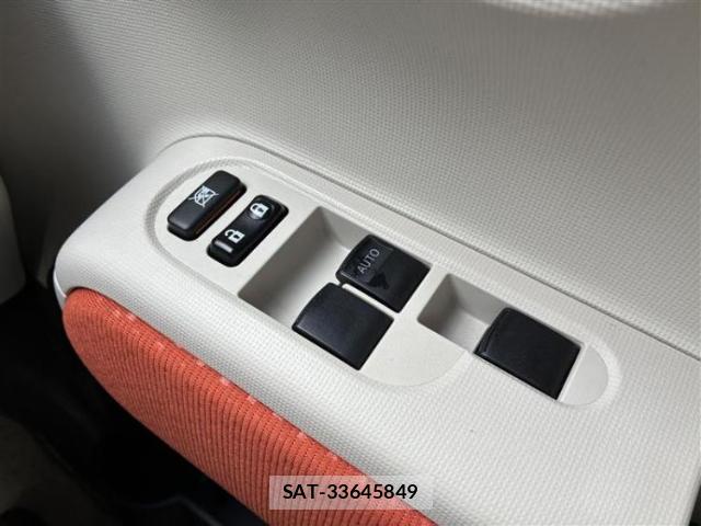 Toyota PORTE 2014-07 8330651-15