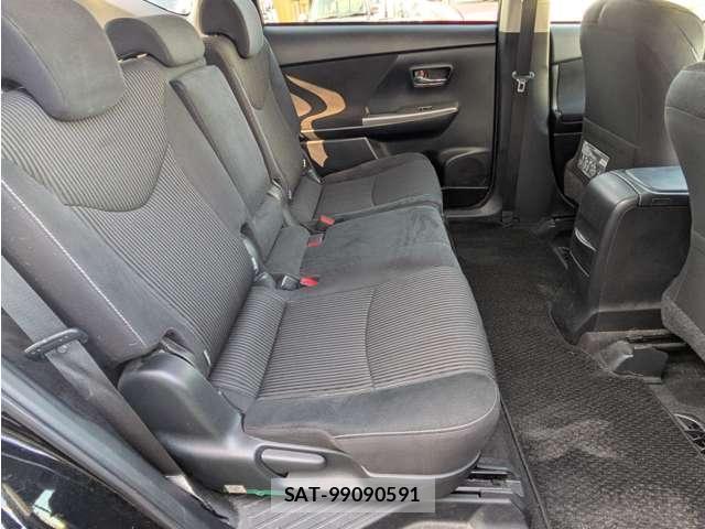 Toyota PRIUS ALPHA 2015-02 8328410-13