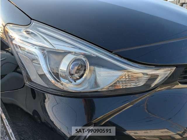 Toyota PRIUS ALPHA 2015-02 8328410-7