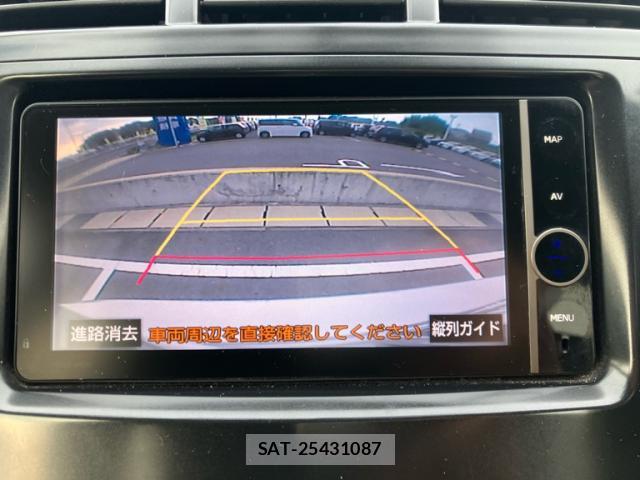 Toyota PRIUS ALPHA 2013-03 8328573-18