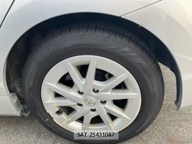 Toyota PRIUS ALPHA 2013-03 8328573-3