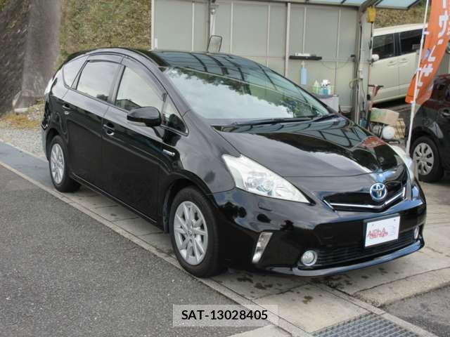Toyota PRIUS ALPHA 2012-12 8328721-0