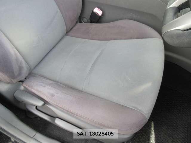 Toyota PRIUS ALPHA 2012-12 8328721-9