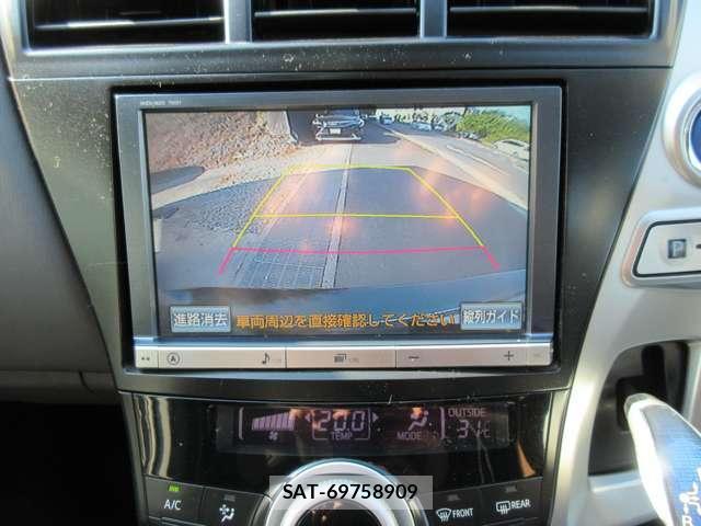 Toyota PRIUS ALPHA 2012-08 8328723-7