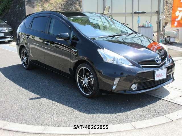 Toyota PRIUS ALPHA 2014-02 8328727-0