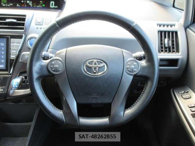 Toyota PRIUS ALPHA 2014-02 8328727-4