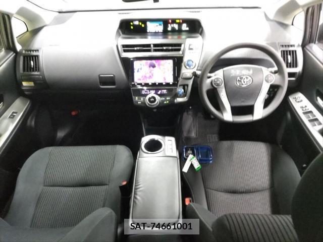 Toyota PRIUS ALPHA 2019-03 8328829-2