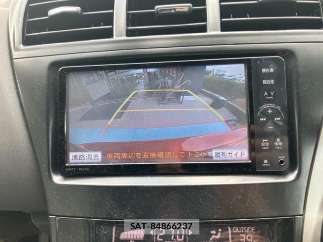 Toyota PRIUS ALPHA 2011-08 8328975-10