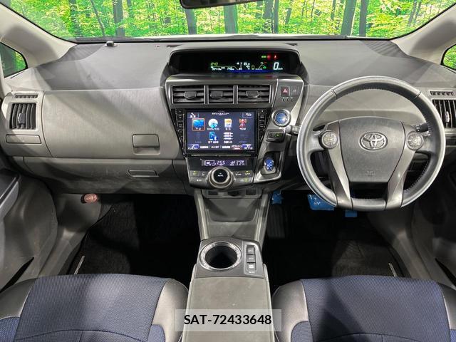 Toyota PRIUS ALPHA 2014-07 8330291-1