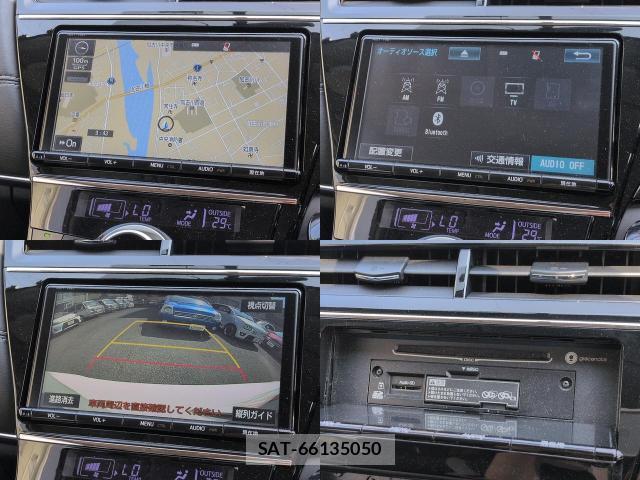 Toyota PRIUS ALPHA 2018-03 8330323-1