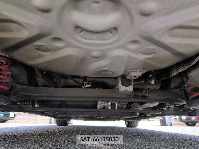 Toyota PRIUS ALPHA 2018-03 8330323-16