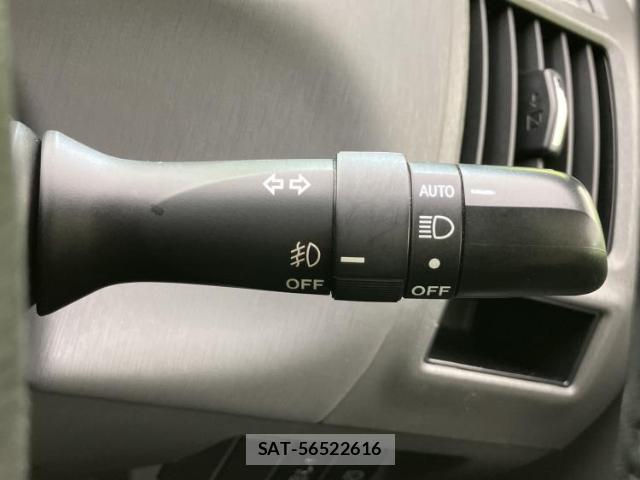 Toyota PRIUS ALPHA 2014-01 8330450-17