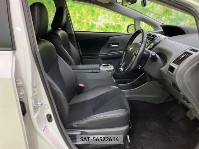 Toyota PRIUS ALPHA 2014-01 8330450-4