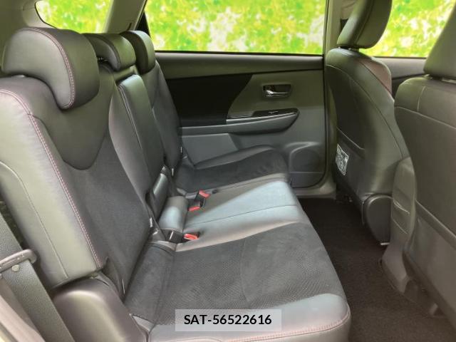 Toyota PRIUS ALPHA 2014-01 8330450-5