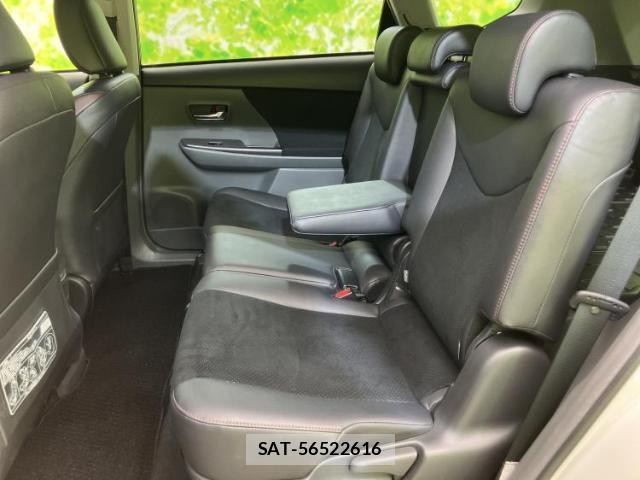 Toyota PRIUS ALPHA 2014-01 8330450-7