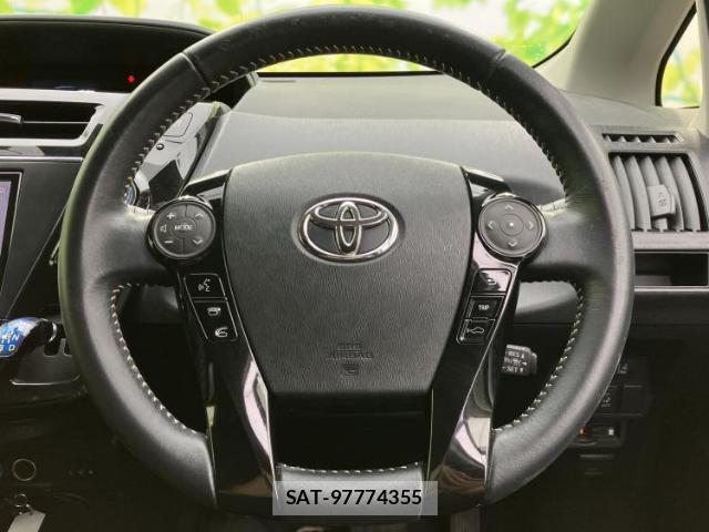 Toyota PRIUS ALPHA 2018-10 8330612-14