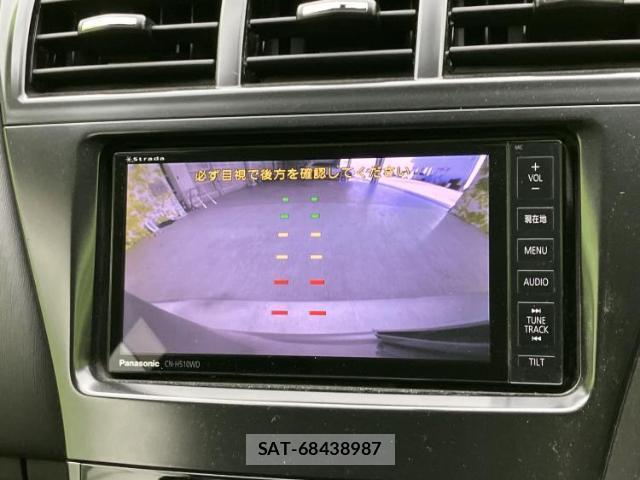 Toyota PRIUS ALPHA 2013-11 8330627-11