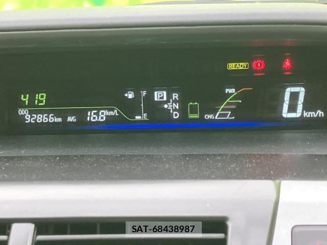 Toyota PRIUS ALPHA 2013-11 8330627-13