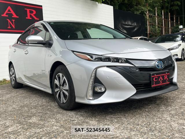Toyota PRIUS PHV 2018-11 8328293-3