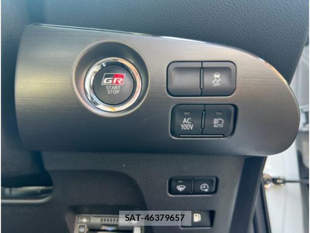 Toyota PRIUS PHV 2020-10 8328843-10