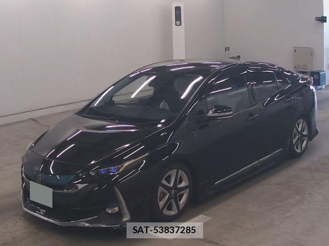 Toyota PRIUS PHV 2017-03 8329093-3