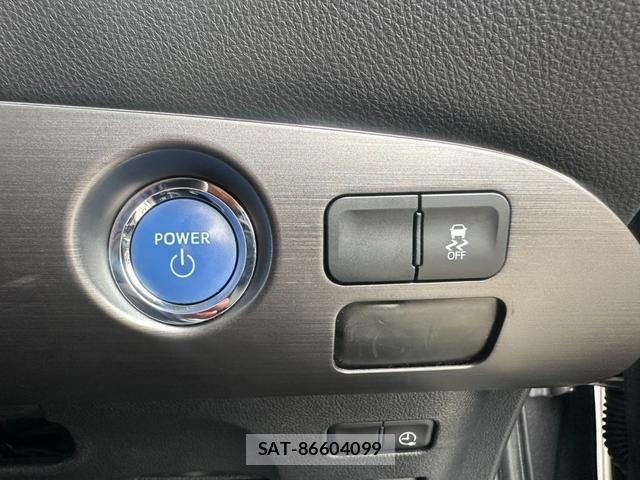 Toyota PRIUS PHV 2017-04 8329715-10