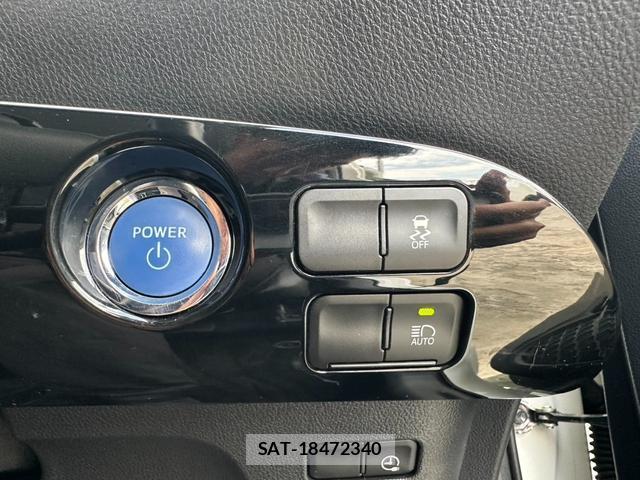 Toyota PRIUS PHV 2019-08 8329718-11