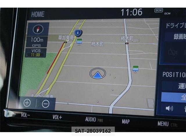Toyota PRIUS PHV 2019-06 8329755-1