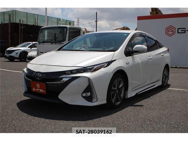 Toyota PRIUS PHV 2019-06 8329755-11