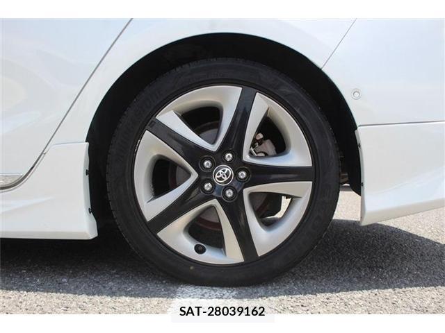 Toyota PRIUS PHV 2019-06 8329755-19