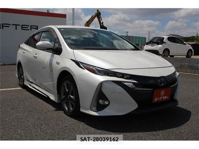Toyota PRIUS PHV 2019-06 8329755-9