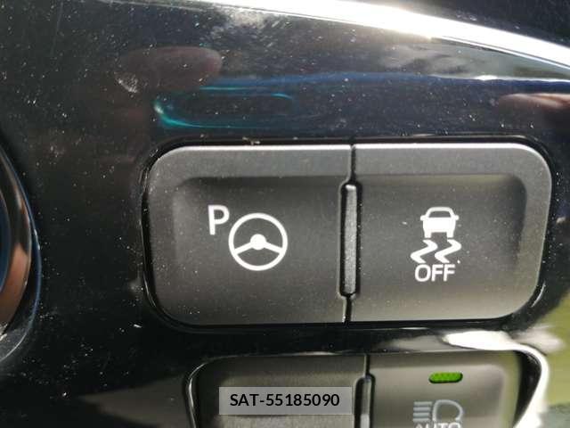 Toyota PRIUS PHV 2018-05 8330298-10