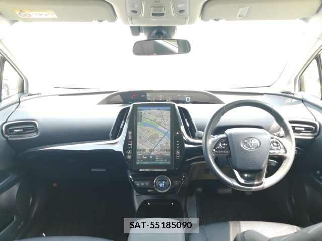 Toyota PRIUS PHV 2018-05 8330298-4