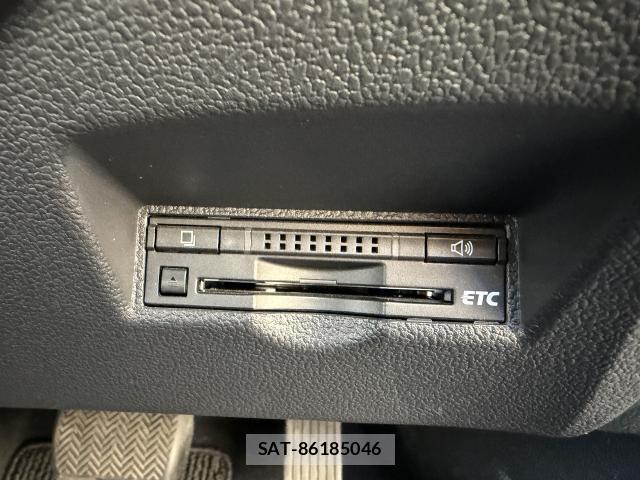Toyota PRIUS 2016-07 8327835-13