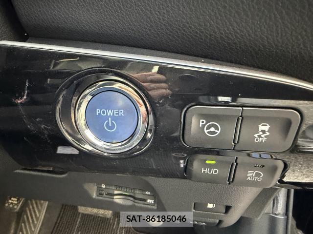 Toyota PRIUS 2016-07 8327835-17