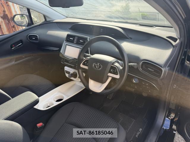 Toyota PRIUS 2016-07 8327835-2