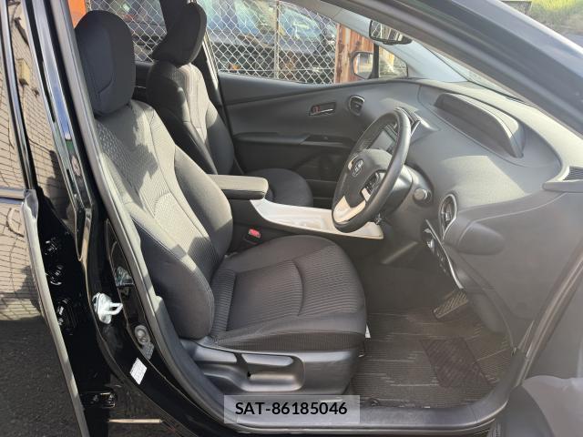 Toyota PRIUS 2016-07 8327835-5