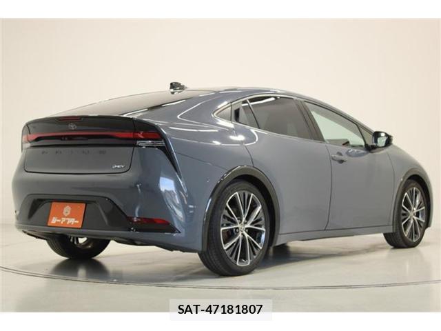 Toyota PRIUS 2023-07 8327937-11