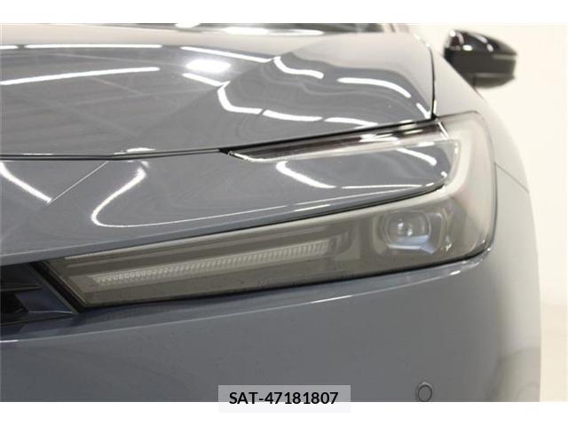 Toyota PRIUS 2023-07 8327937-14