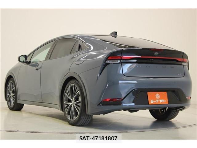 Toyota PRIUS 2023-07 8327937-9