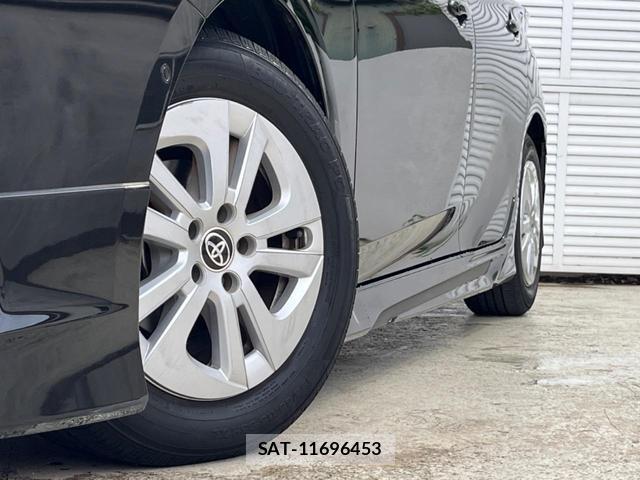 Toyota PRIUS 2018-02 8327971-14