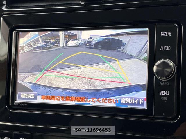 Toyota PRIUS 2018-02 8327971-3