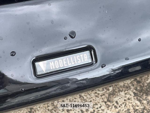 Toyota PRIUS 2018-02 8327971-4