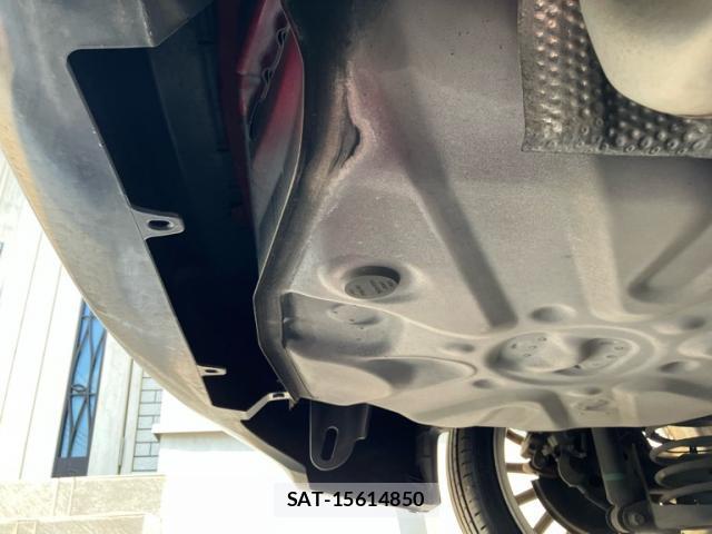 Toyota PRIUS 2011-03 8327977-17